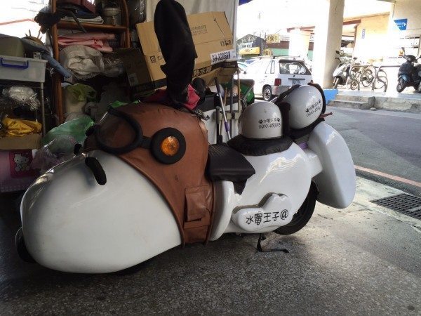 可愛到犯規的 Snoopy 電動車、行李箱，你見過嗎？