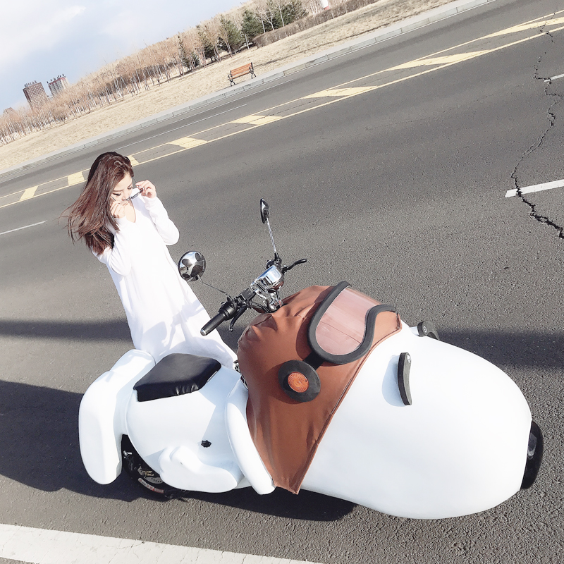 可愛到犯規的 Snoopy 電動車、行李箱，你見過嗎？