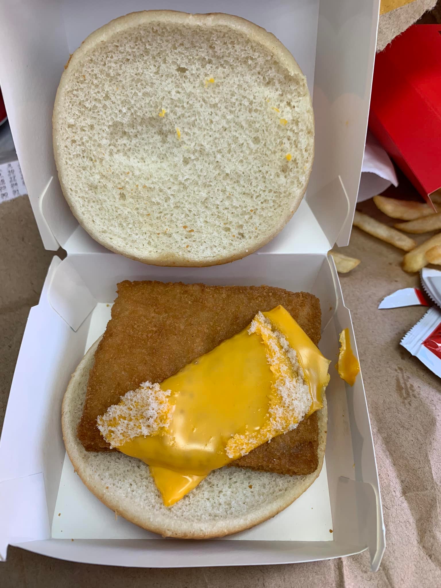 魚柳包得半塊芝士？ 麥當勞：一直都係