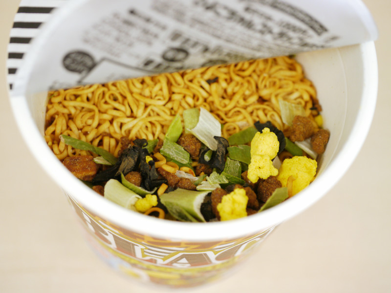 為什麼杯麵一定要泡 3 分鐘？殘酷的真相在這裡