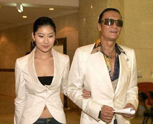 謝賢柏拉圖爺孫戀 12年來未碰過女友