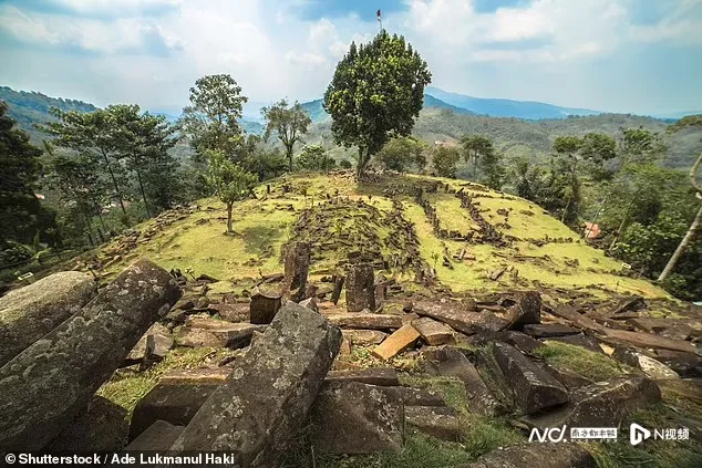 印尼驚現世界最古老金字塔 1.6 萬多年前建造
