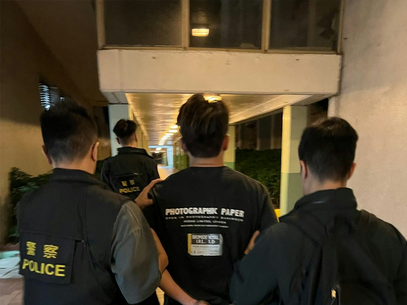 男子不雅照要脅女網友,逼迫進行親密行為 男子不雅照要脅女網友,逼迫進行親密行為