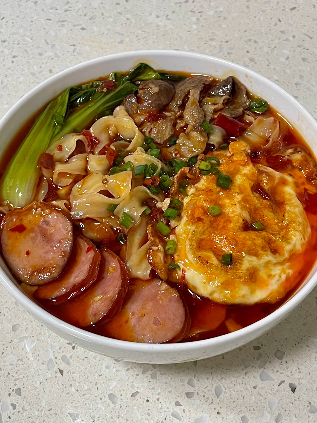 食譜：火鍋肥牛刀削麵